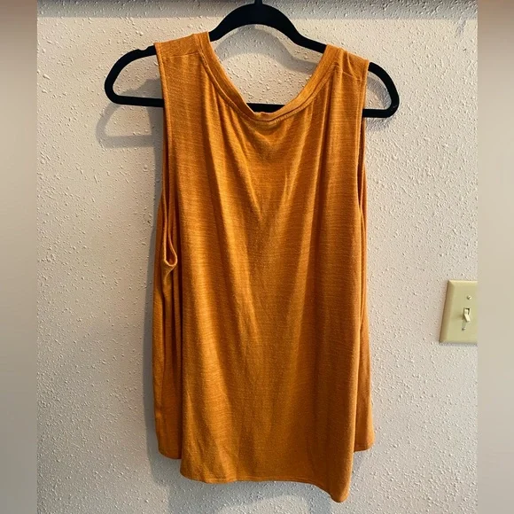 Ava & Viv Button Down Tank 2X - Picture 3 of 3